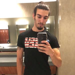 Meet your Posher, Adam